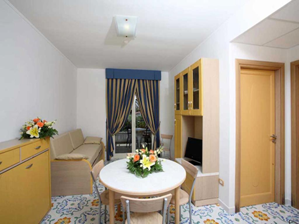 Club Residence La Castellana Mare Belvedere Marittimo Zimmer foto